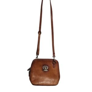 Pratesi Firenze Italy Tan Leather Crossbody Bag Crest Logo Small Brown Messenger
